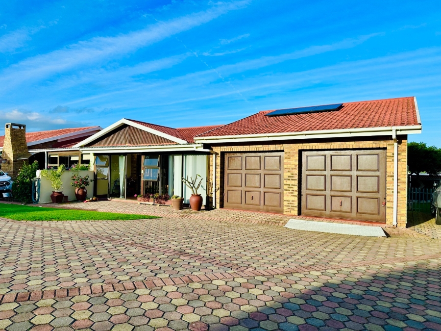 2 Bedroom Property for Sale in Fonteine Park Western Cape